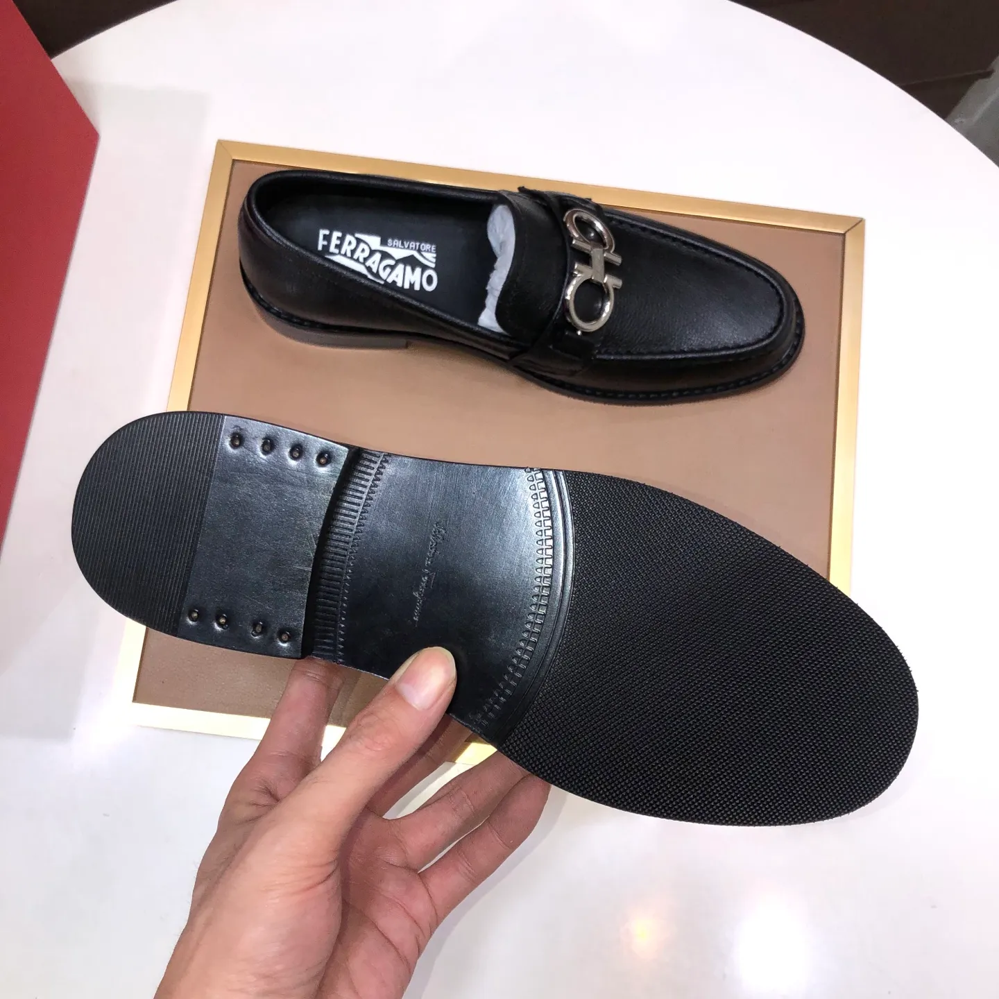 Men's shoes 💰460💰[Ferragamo/Ferragamo] The latest model in the counter. Original imported high-quality cowhide with open sides + imported sheep lining + original luxury metal buckle + original combination outsole. Comparison without pressure 38–44🎉
